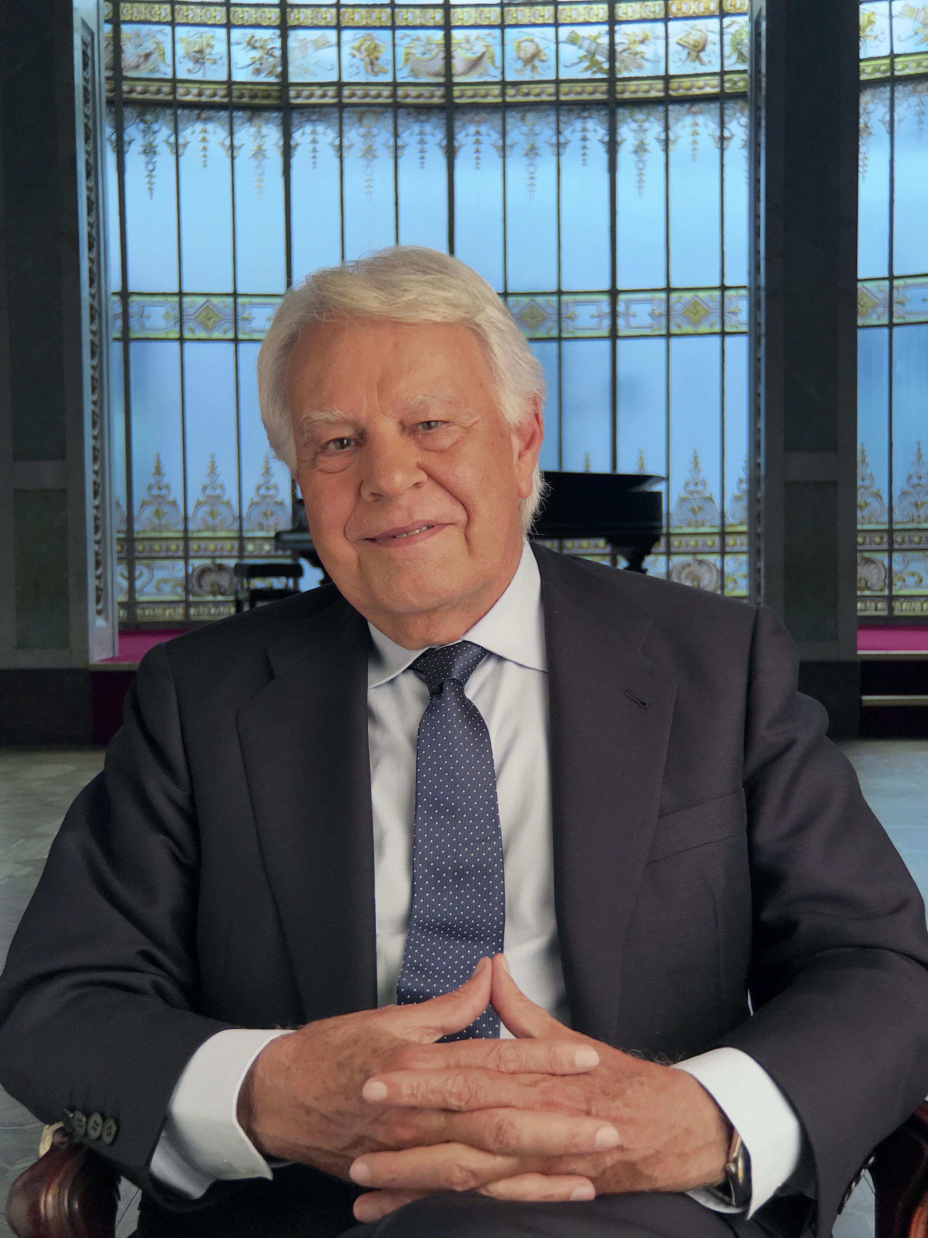 actor Felipe González large photo