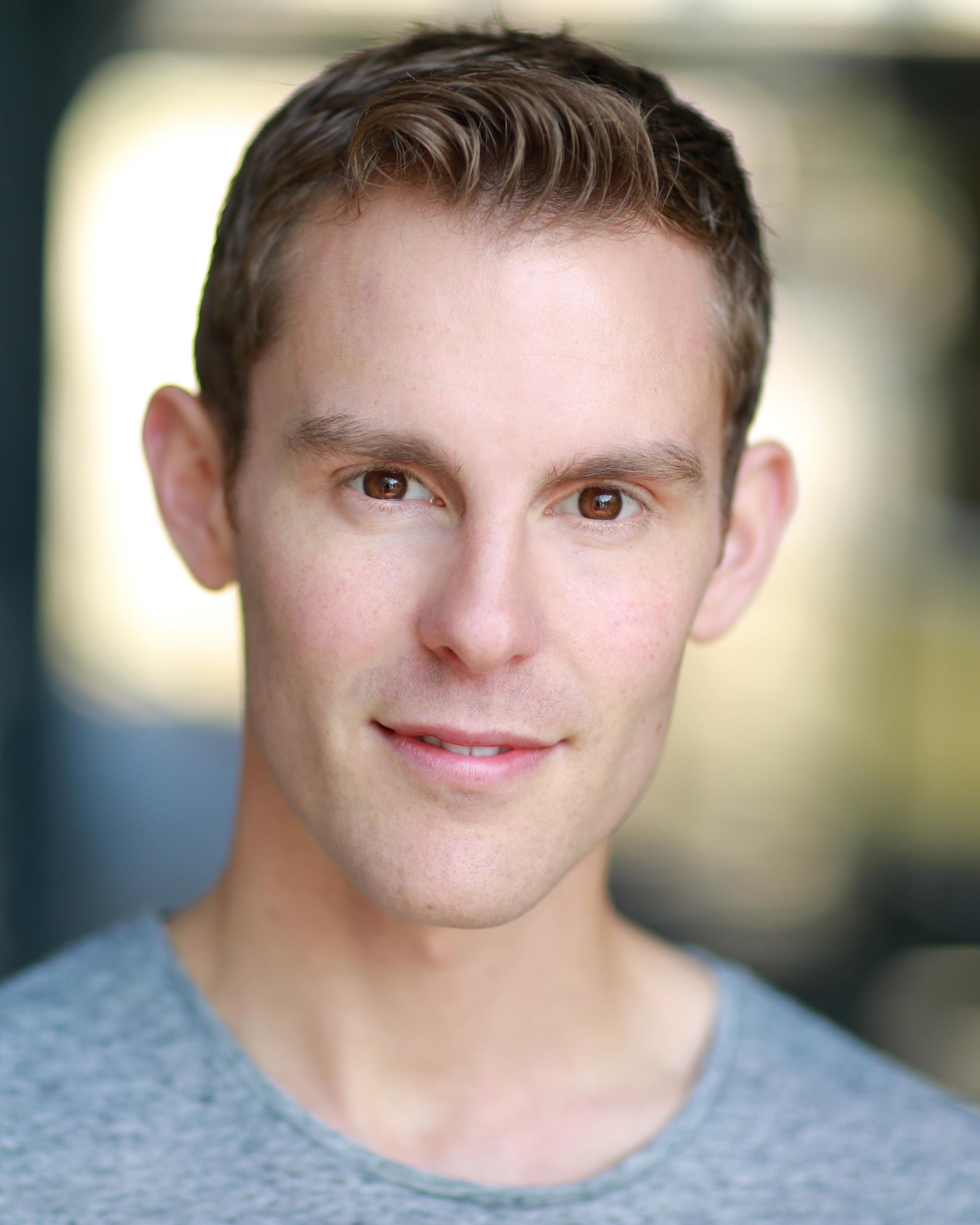 actor Joseph Elliott large photo