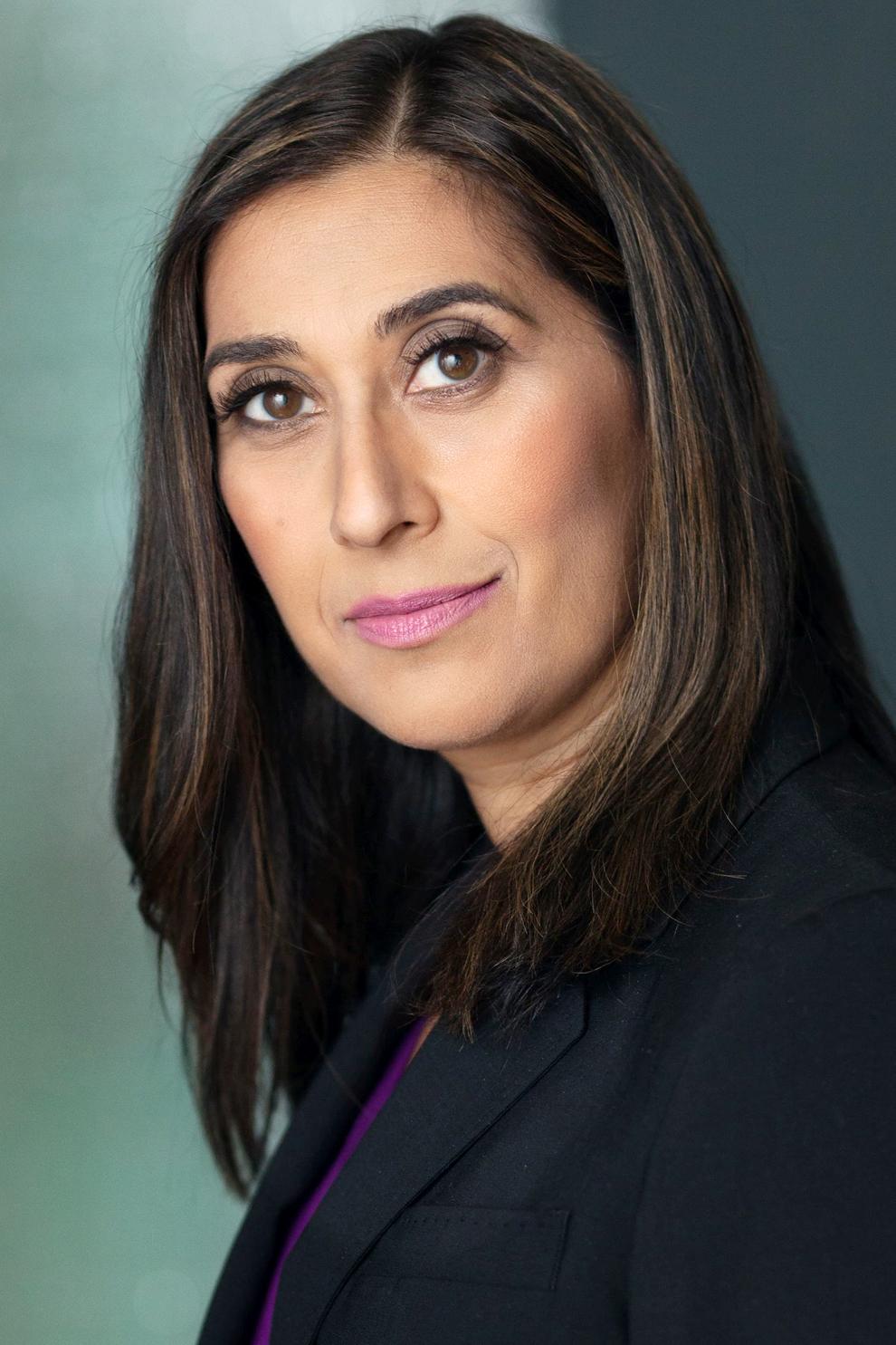 actor Yasmin Abidi large photo