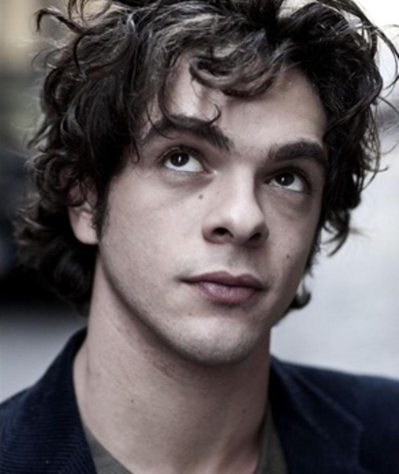 actor Giovanni Anzaldo large photo