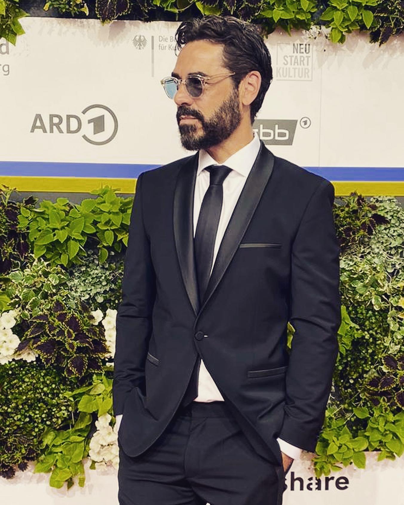 actor Tobias Oertel large photo