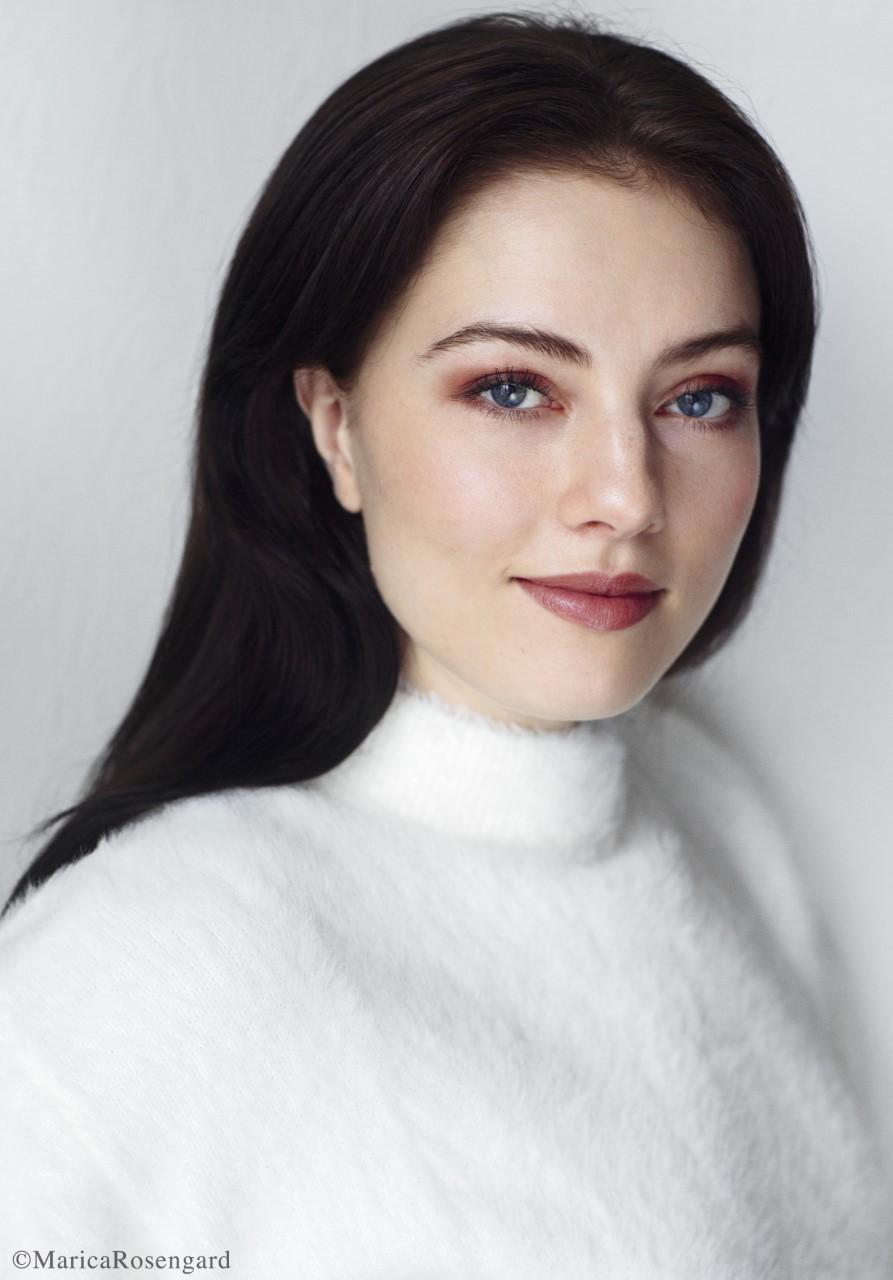 actor Sofia Karemyr large photo