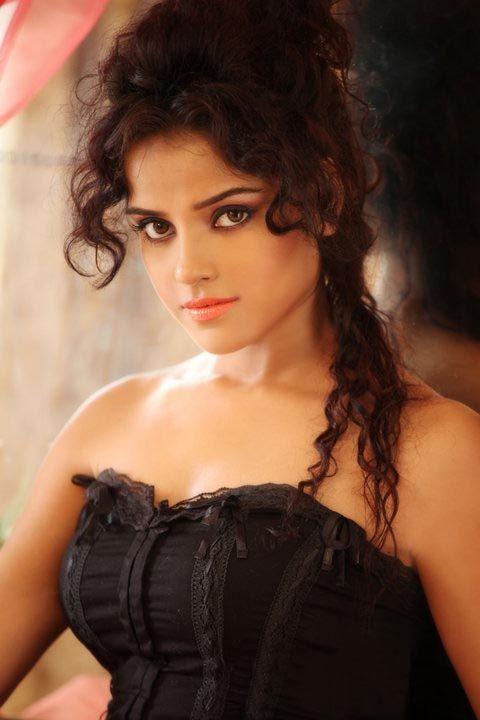 actor Piaa Bajpai large photo