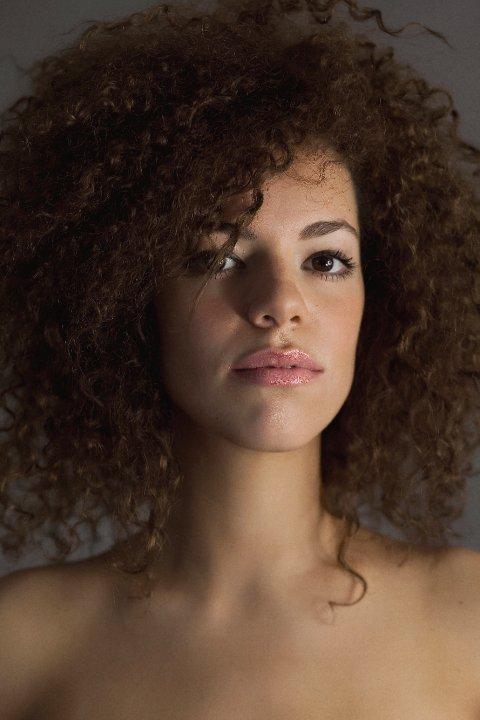 actor Priscila Faz large photo