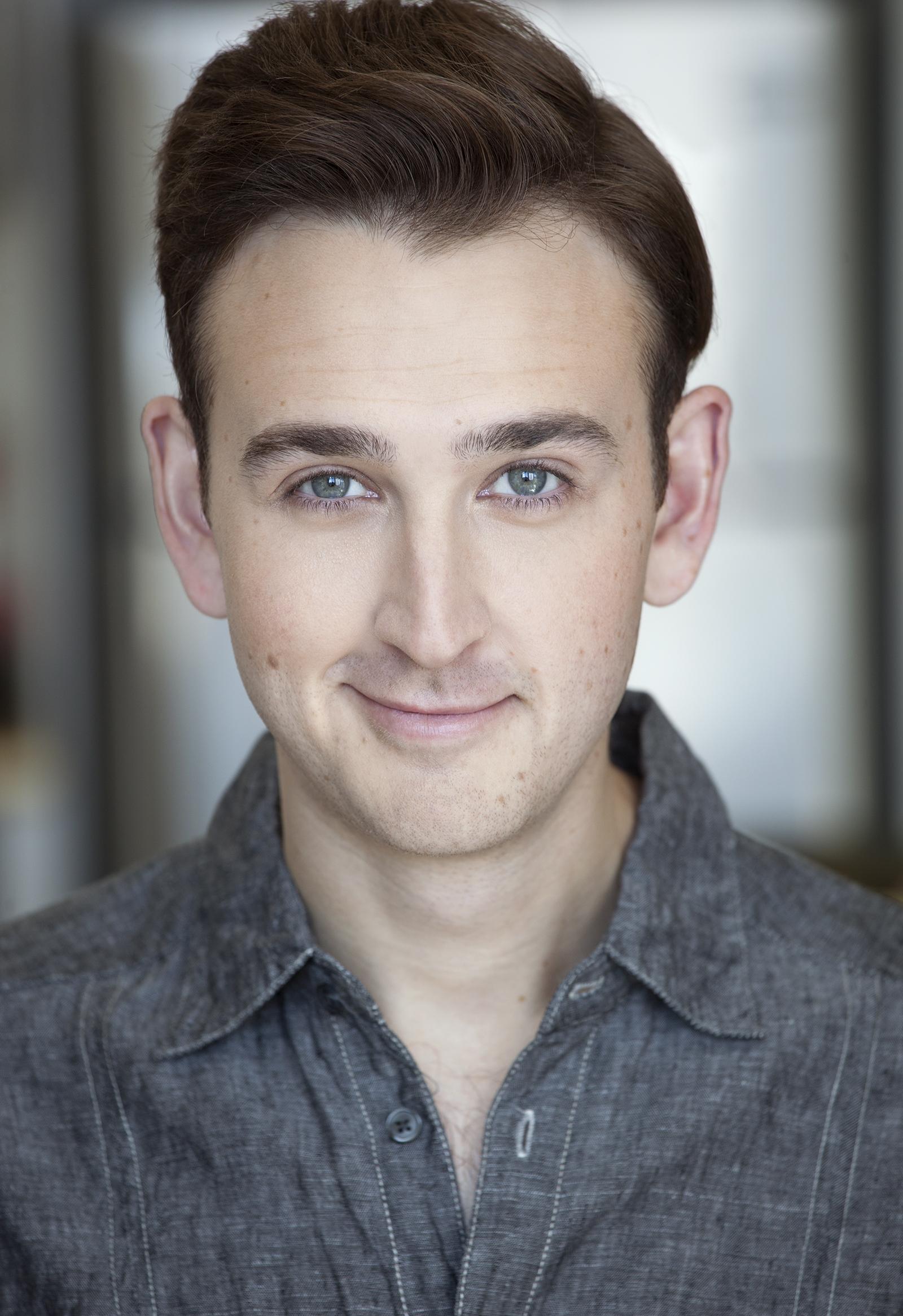 actor Dan Bertolini large photo