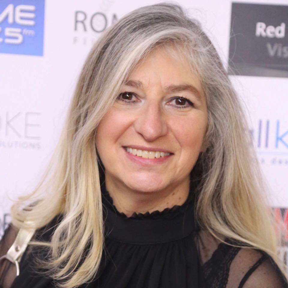 actor Elena Valdameri large photo