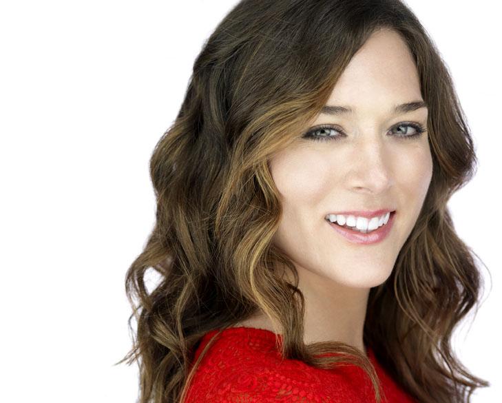 actor Sarah Burkhalter large photo