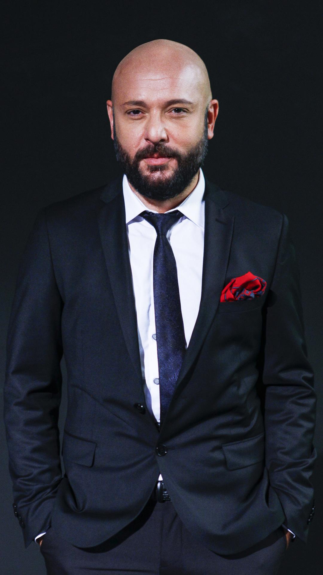 actor Tolga Tekin large photo