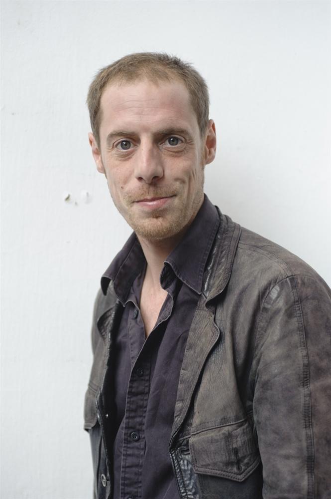 actor Corentin Lobet large photo