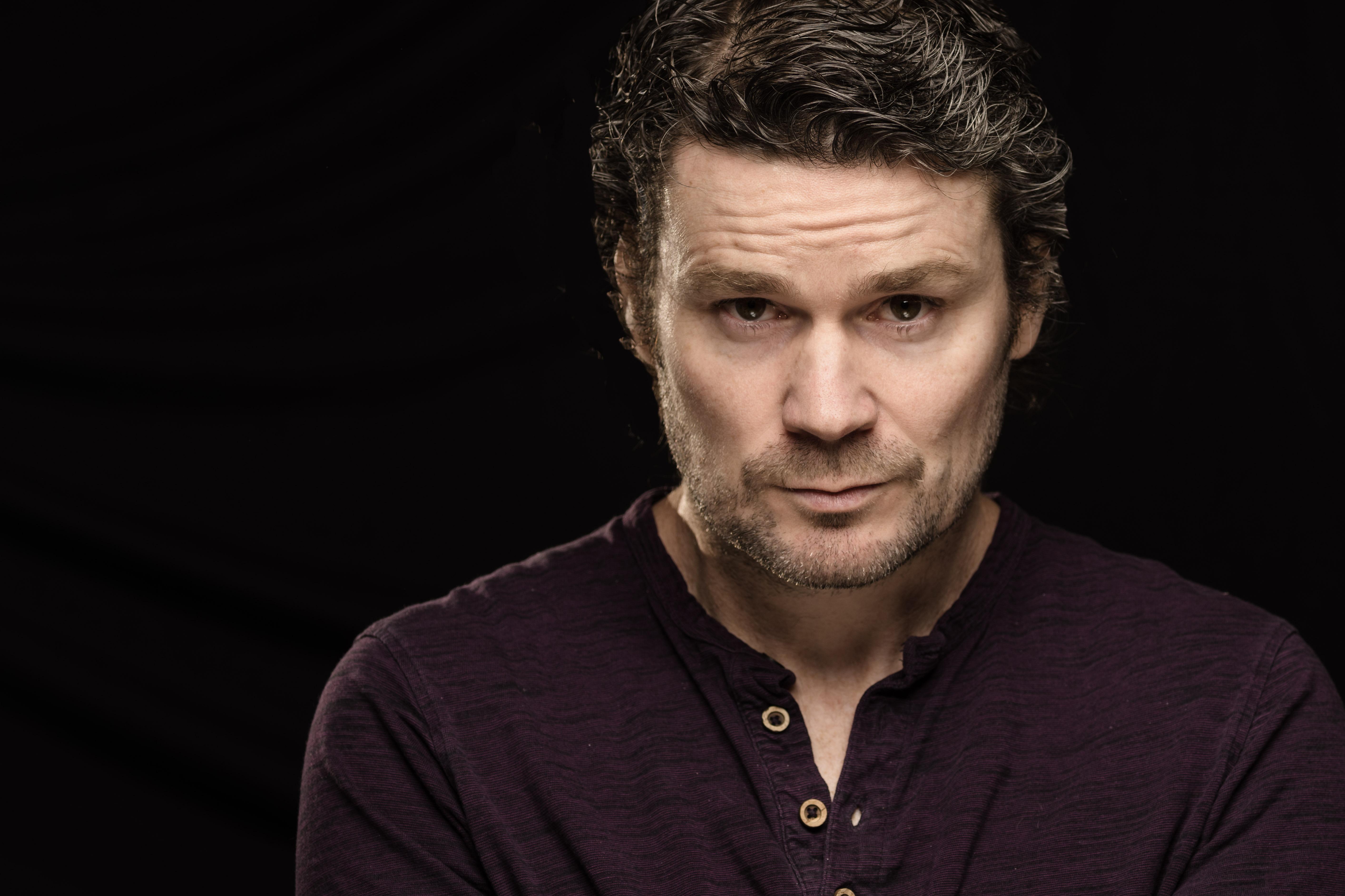 actor Michael Patric large photo