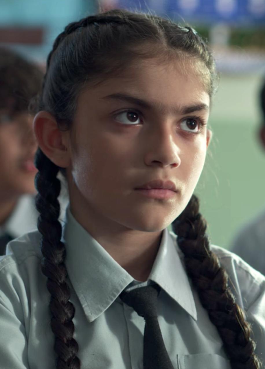 actor Aarnaa Sharma large photo