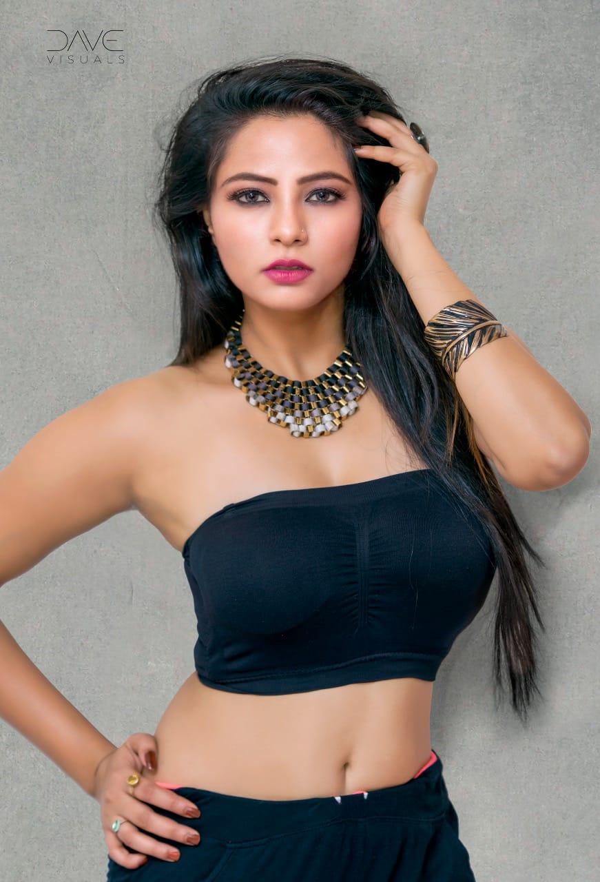 actor Samayera Khan large photo