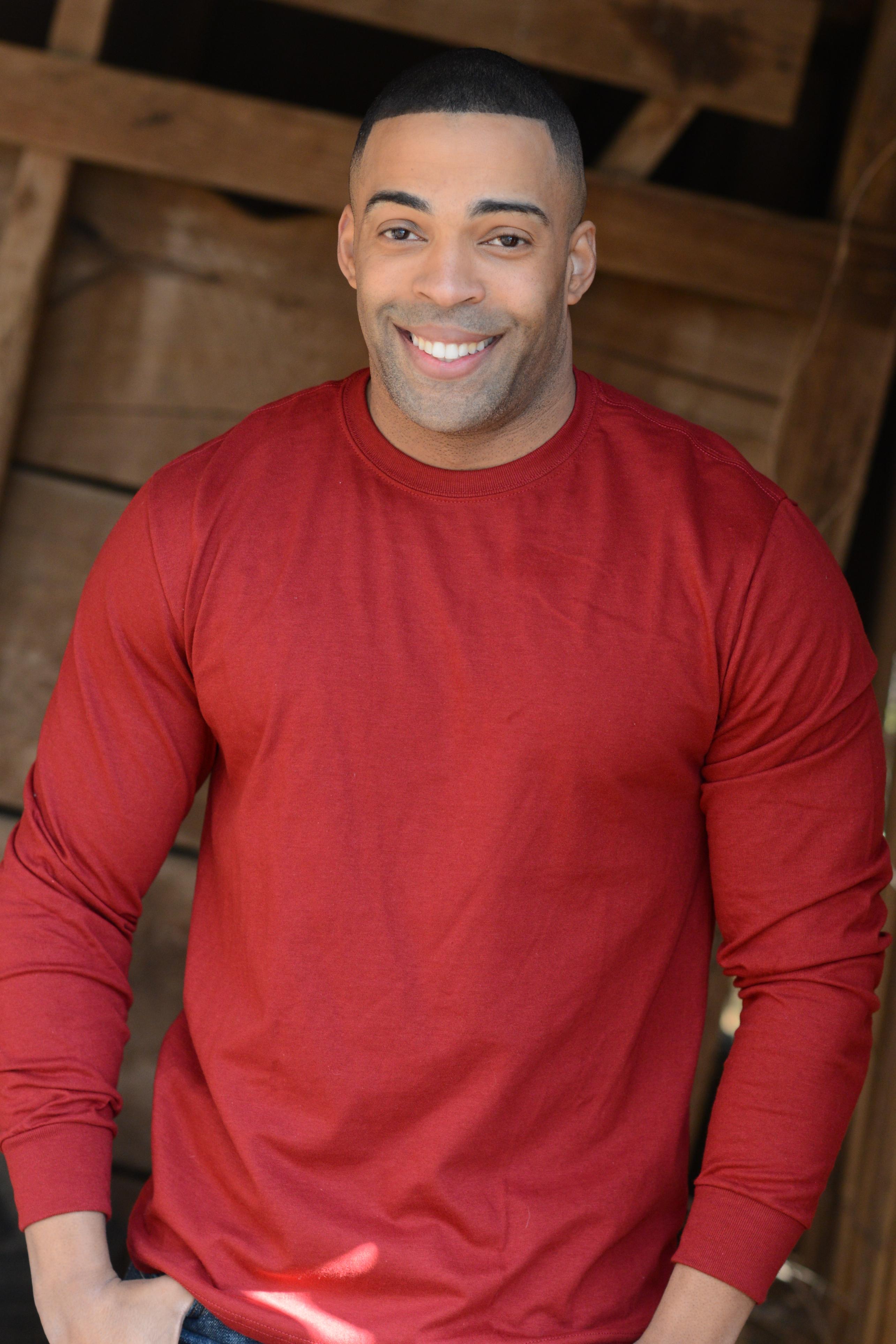 actor Tony Bravado large photo