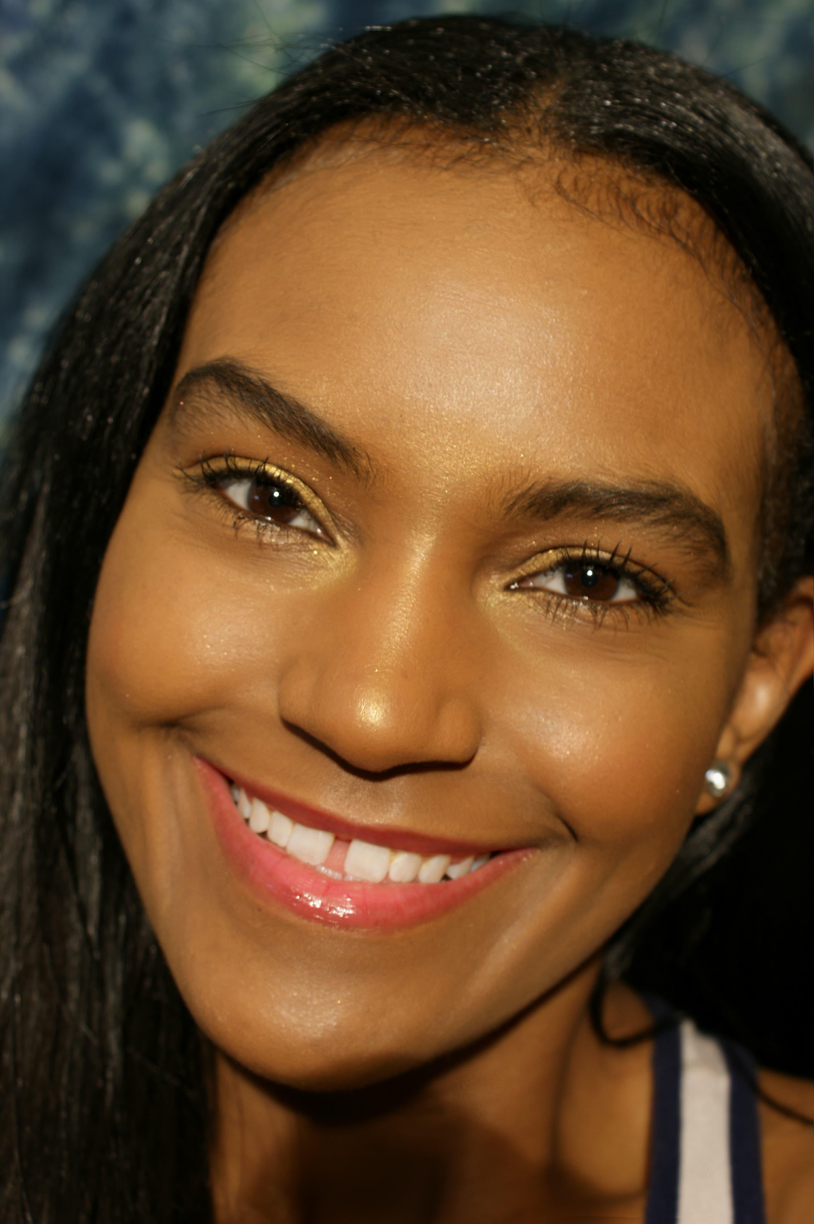 actor Angel R. Reed large photo