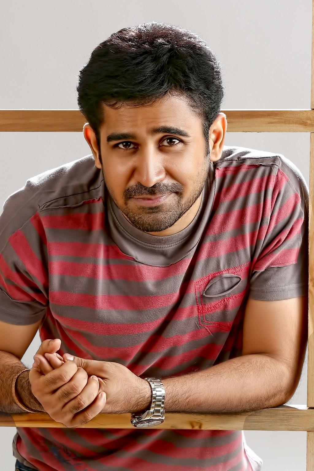 actor Vijay Antony large photo