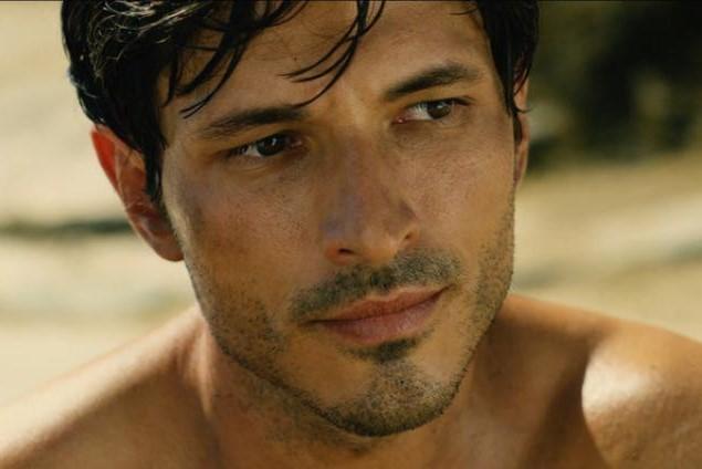 actor Andrés Velencoso large photo