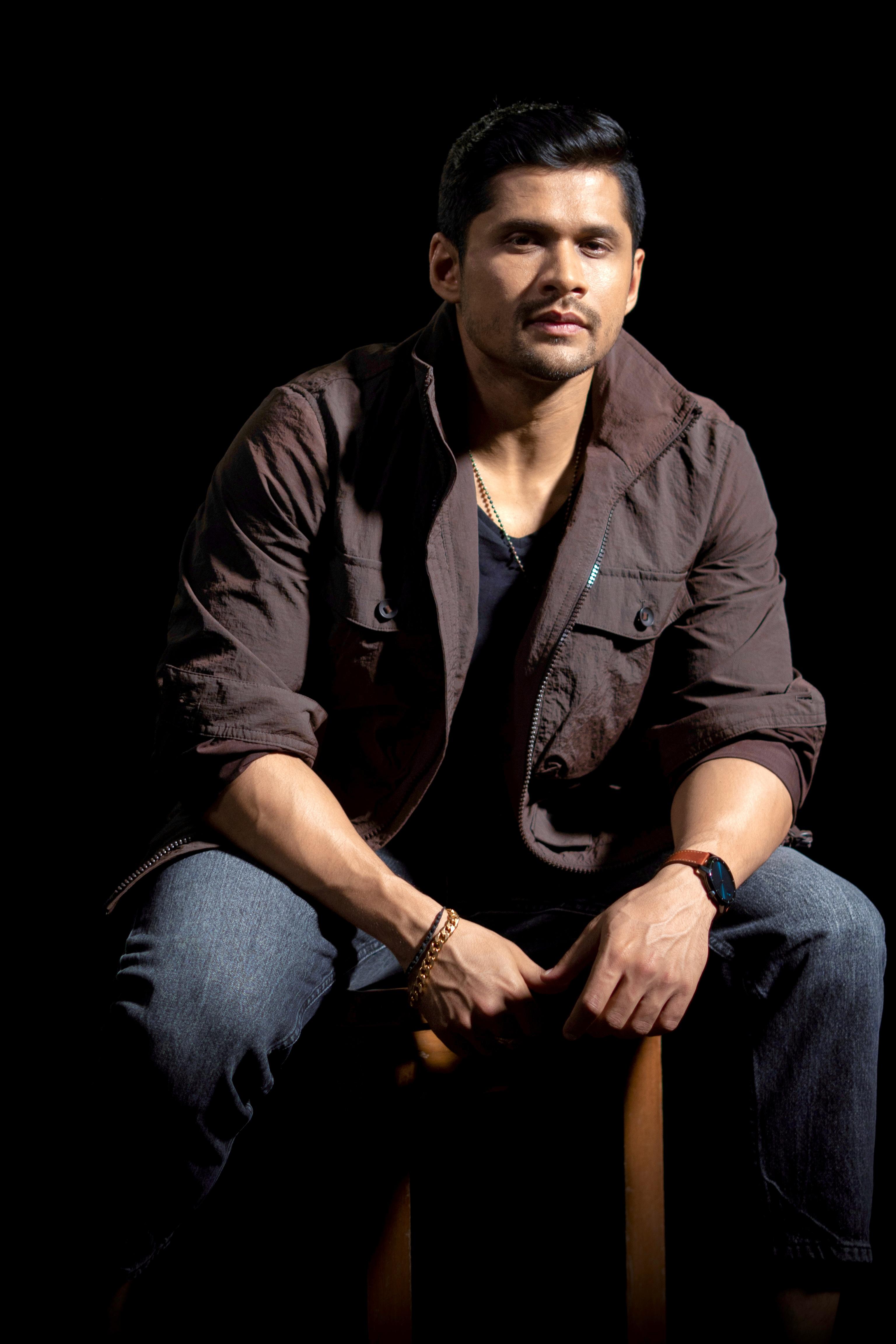 actor Prashil Rawat large photo