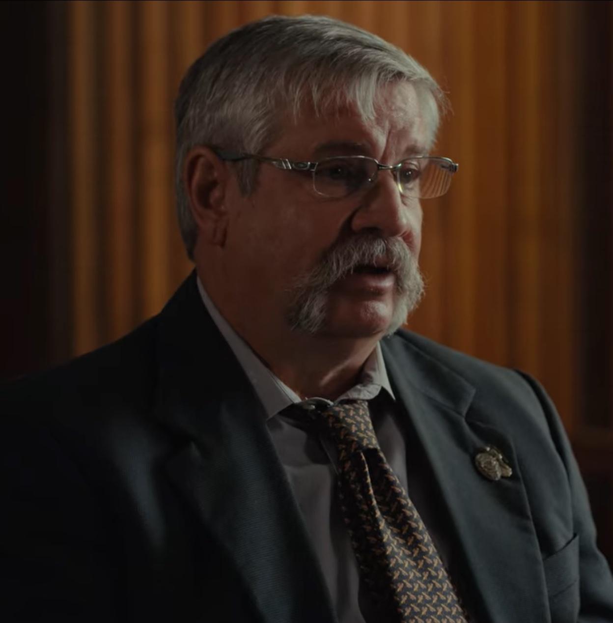 actor Mark Deasaro large photo