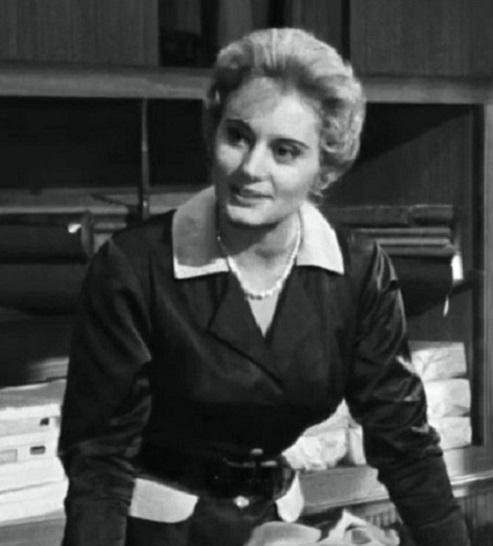 actor Gianna Cobelli large photo