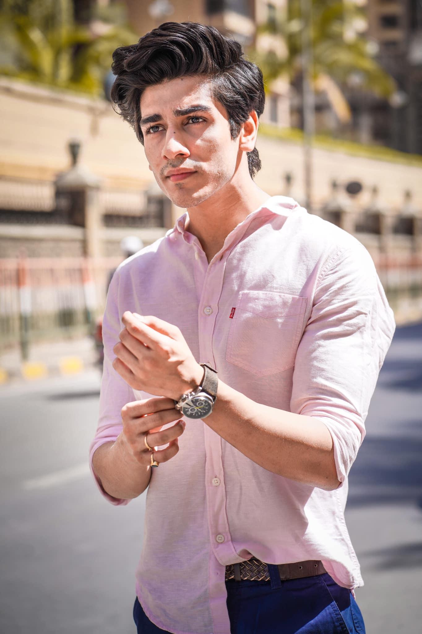 actor Ayushmaan Saxena large photo