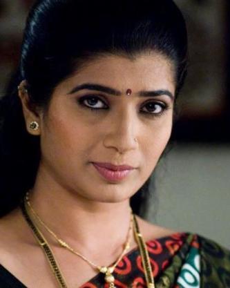 actor Maushmi Hadkar large photo