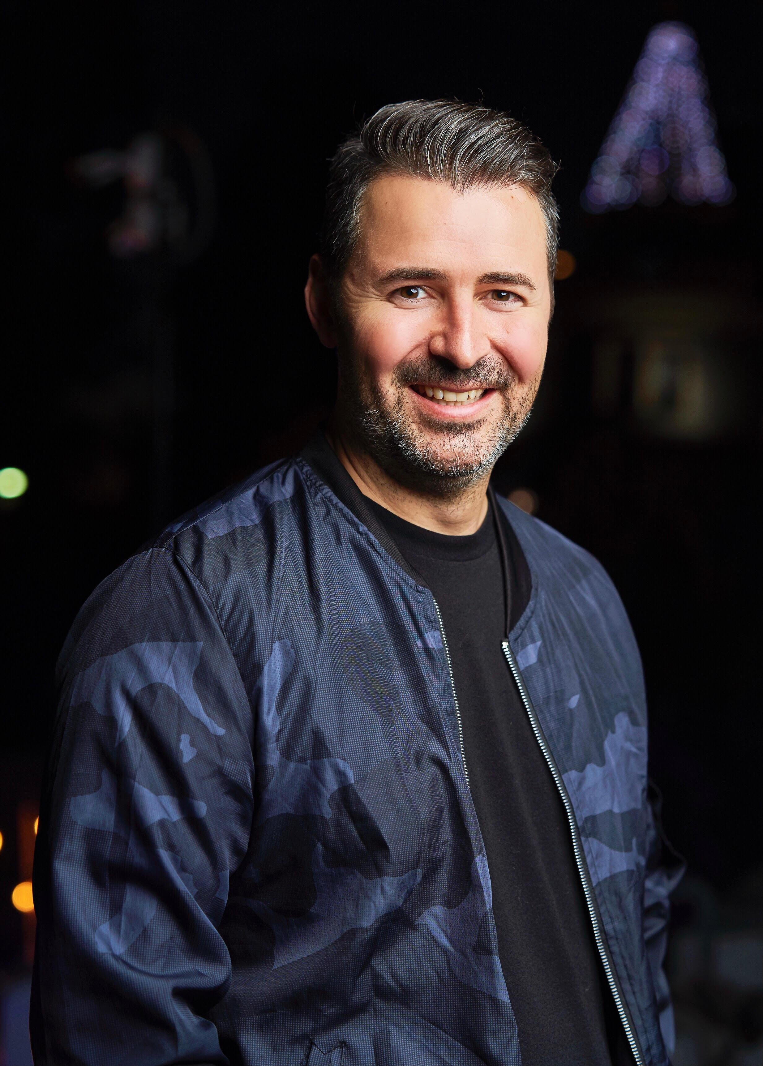 actor Pete Lee large photo