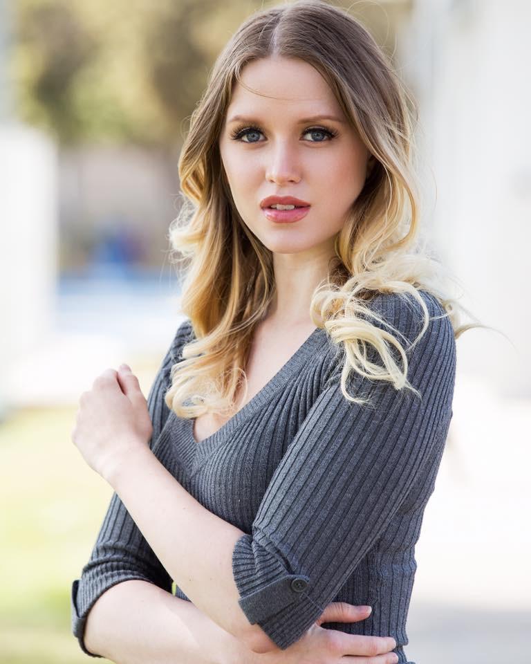 actor Jessica Strand large photo