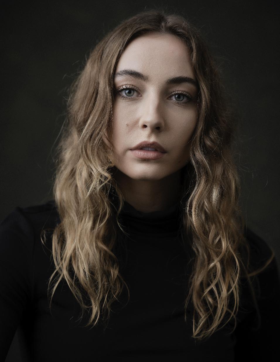 actor Mavournee Hazel large photo