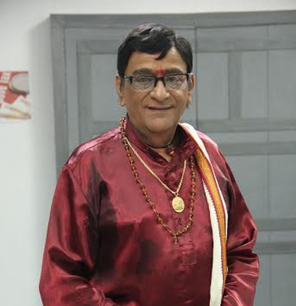 actor Venniradai Moorthy large photo