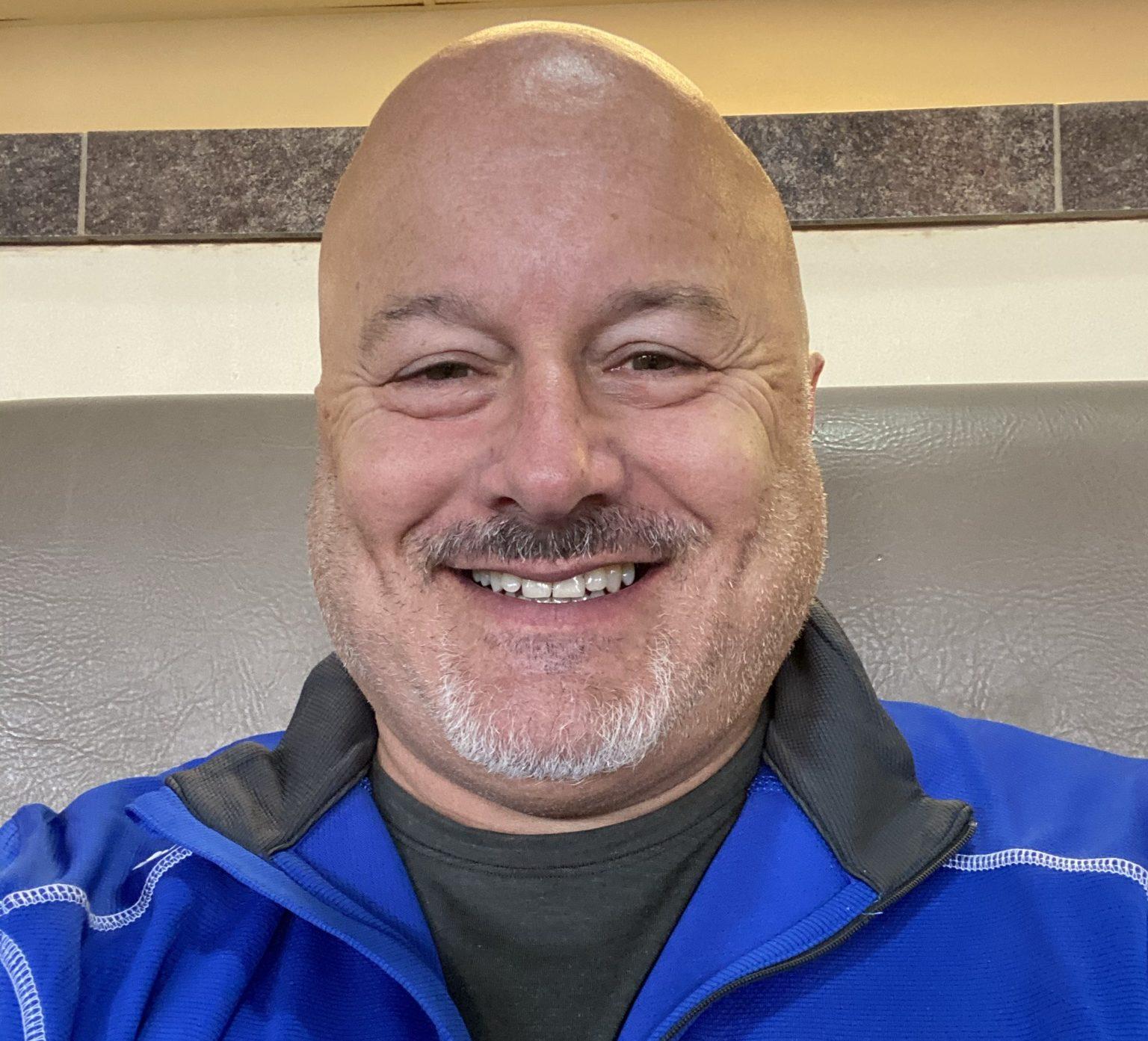 actor Richard Brosal large photo