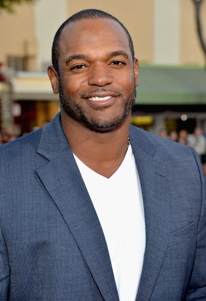 actor Dwight Freeney large photo