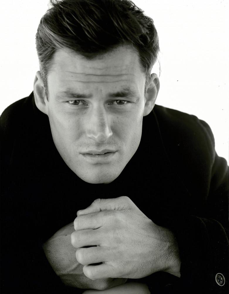 actor James Farrar large photo