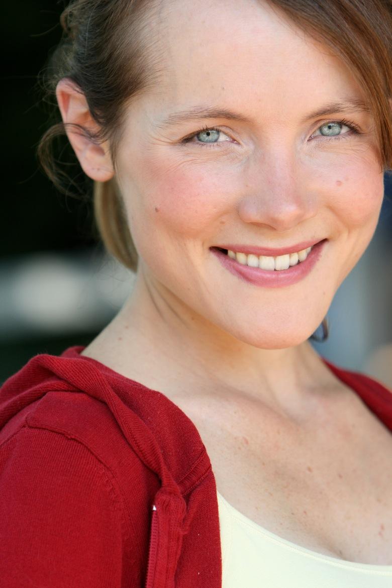 actor Courtney DeCosky large photo