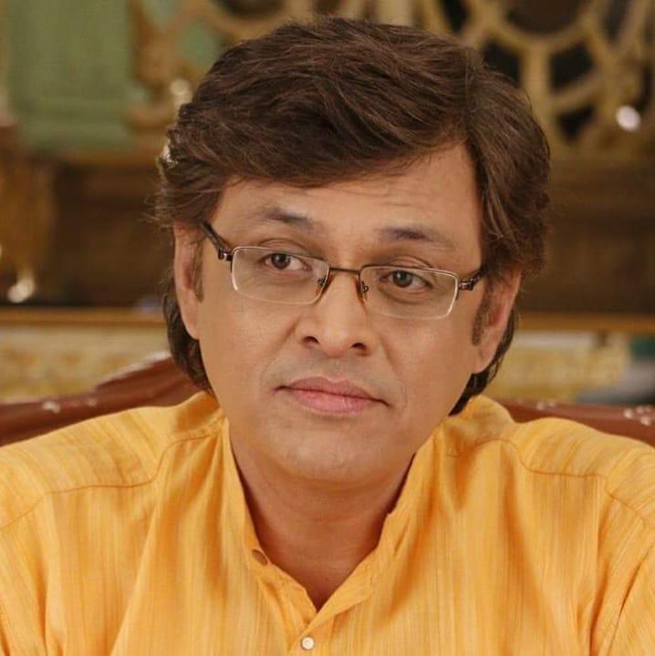 actor Shrirang Deshmukh large photo