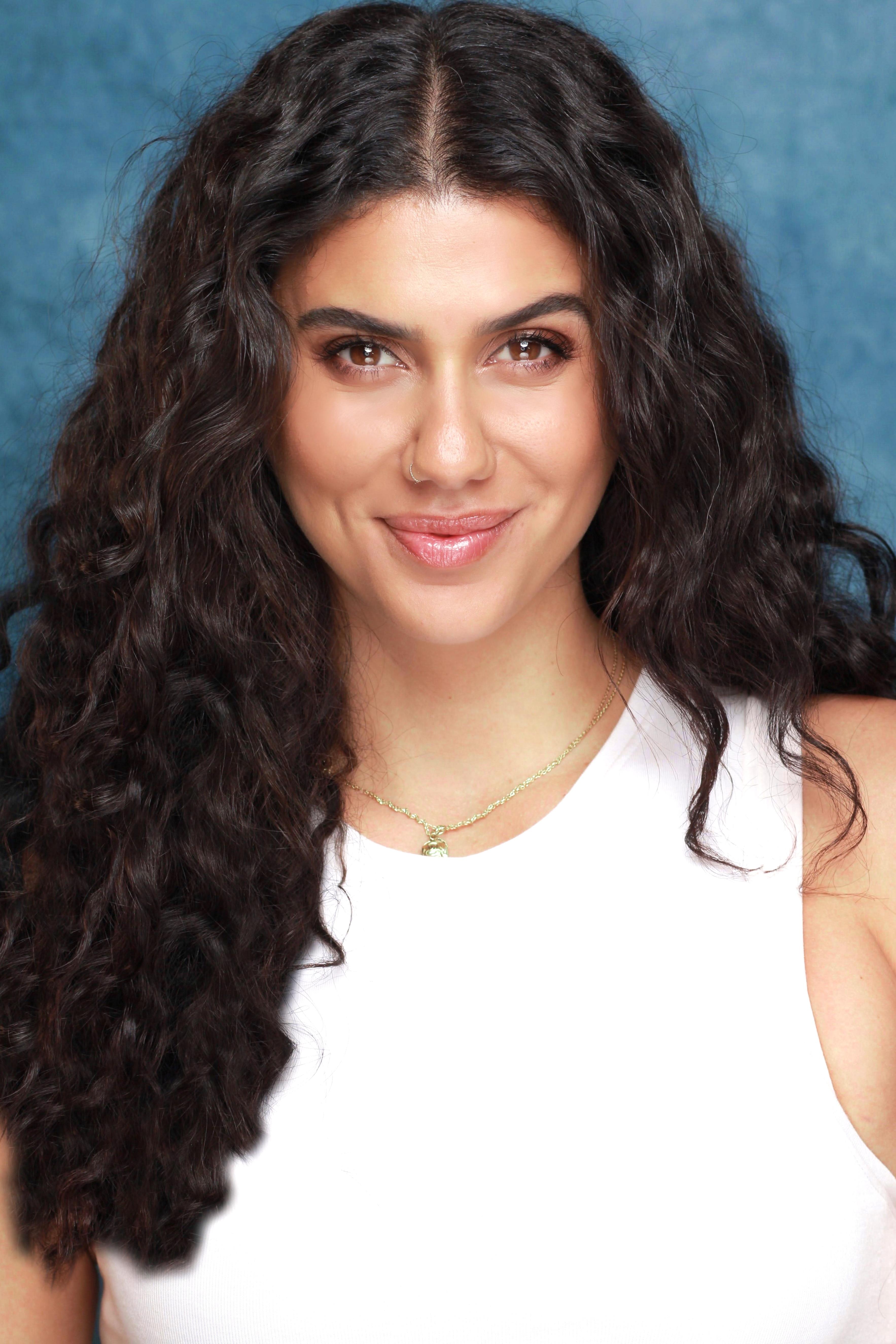 actor Yasmeen Scarab large photo