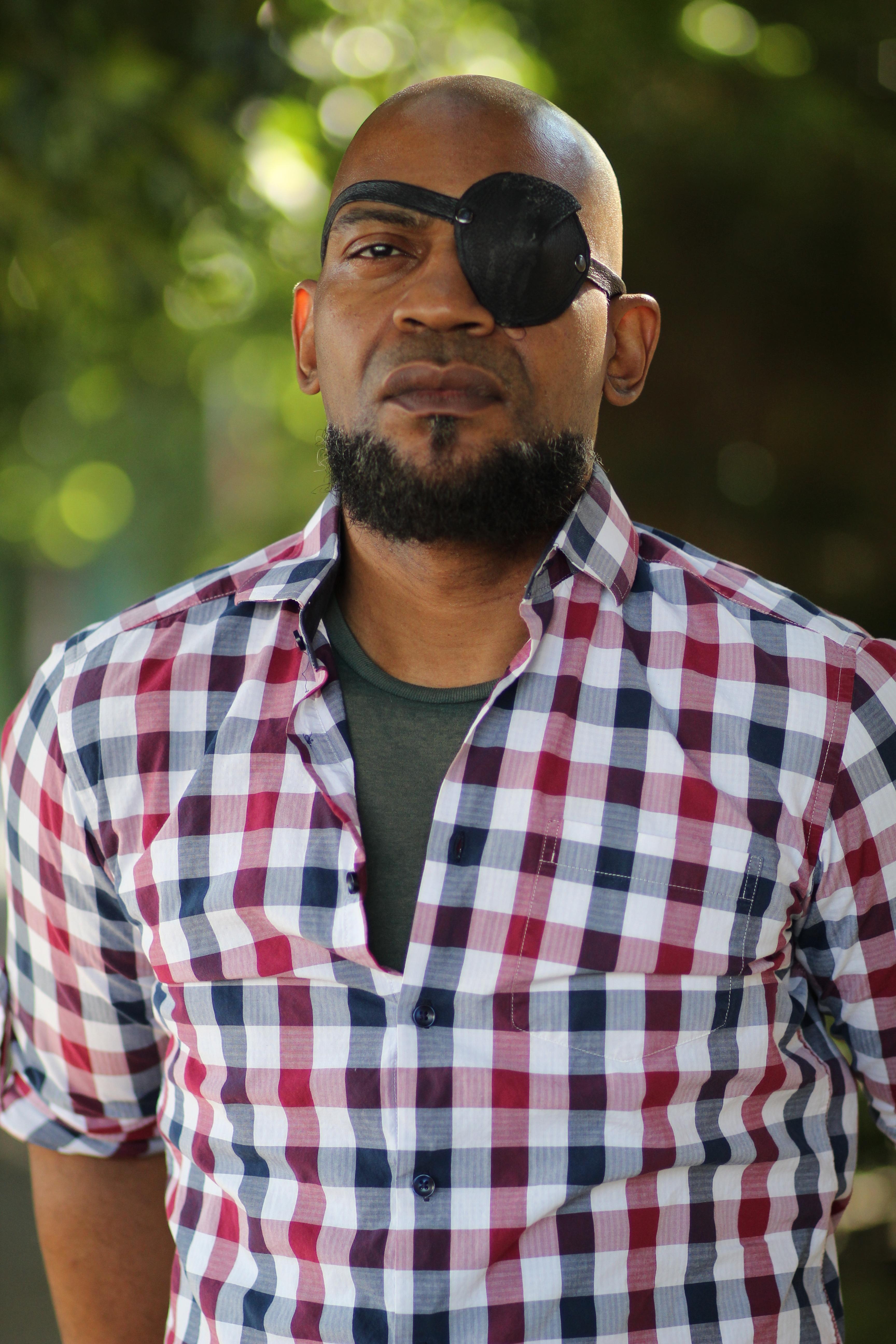 actor JLouis Mills large photo