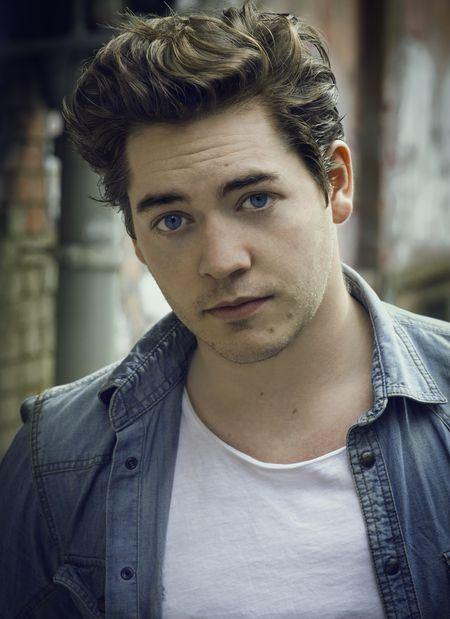 actor Frederic Böhle large photo