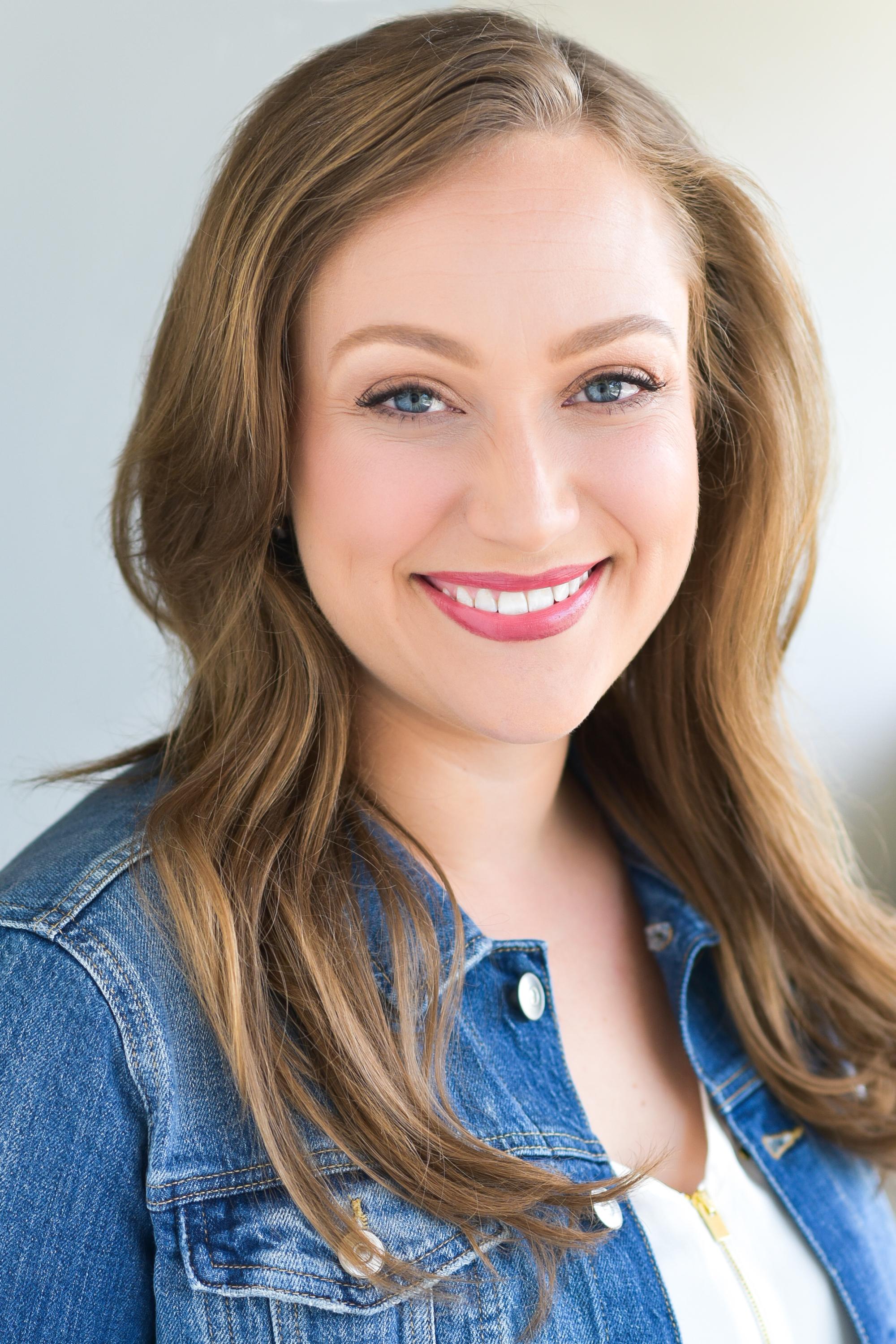 actor Nikki Casseri large photo