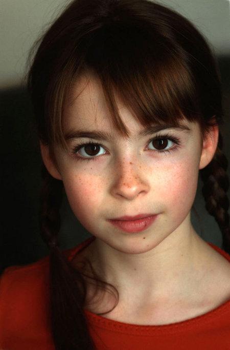 actor Lila Bata-Walsh large photo