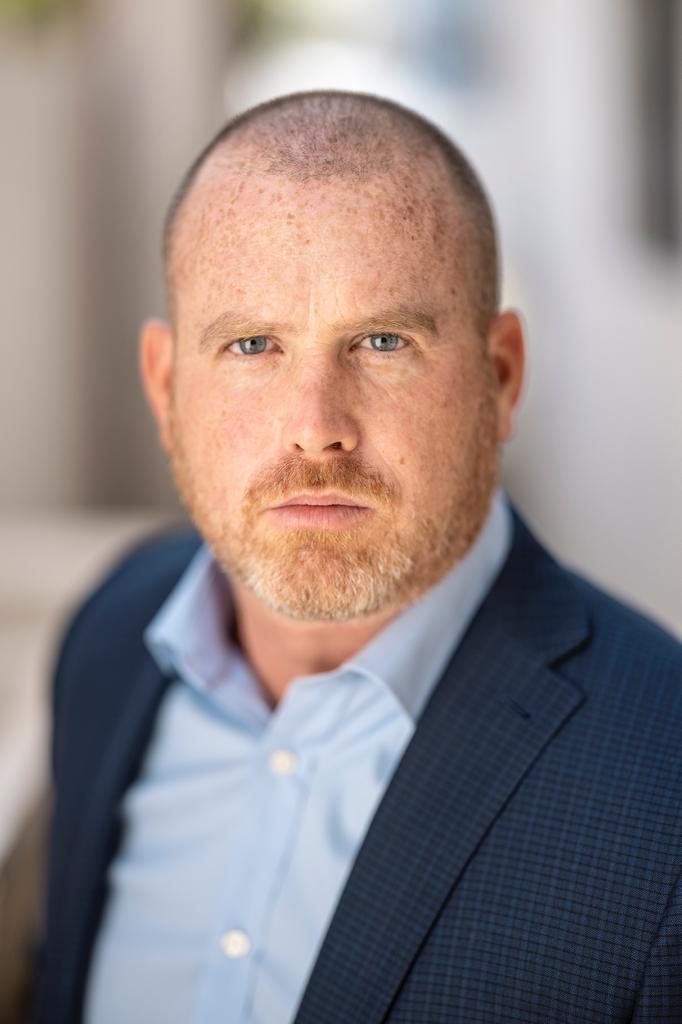 actor Ruairi Rhodes large photo