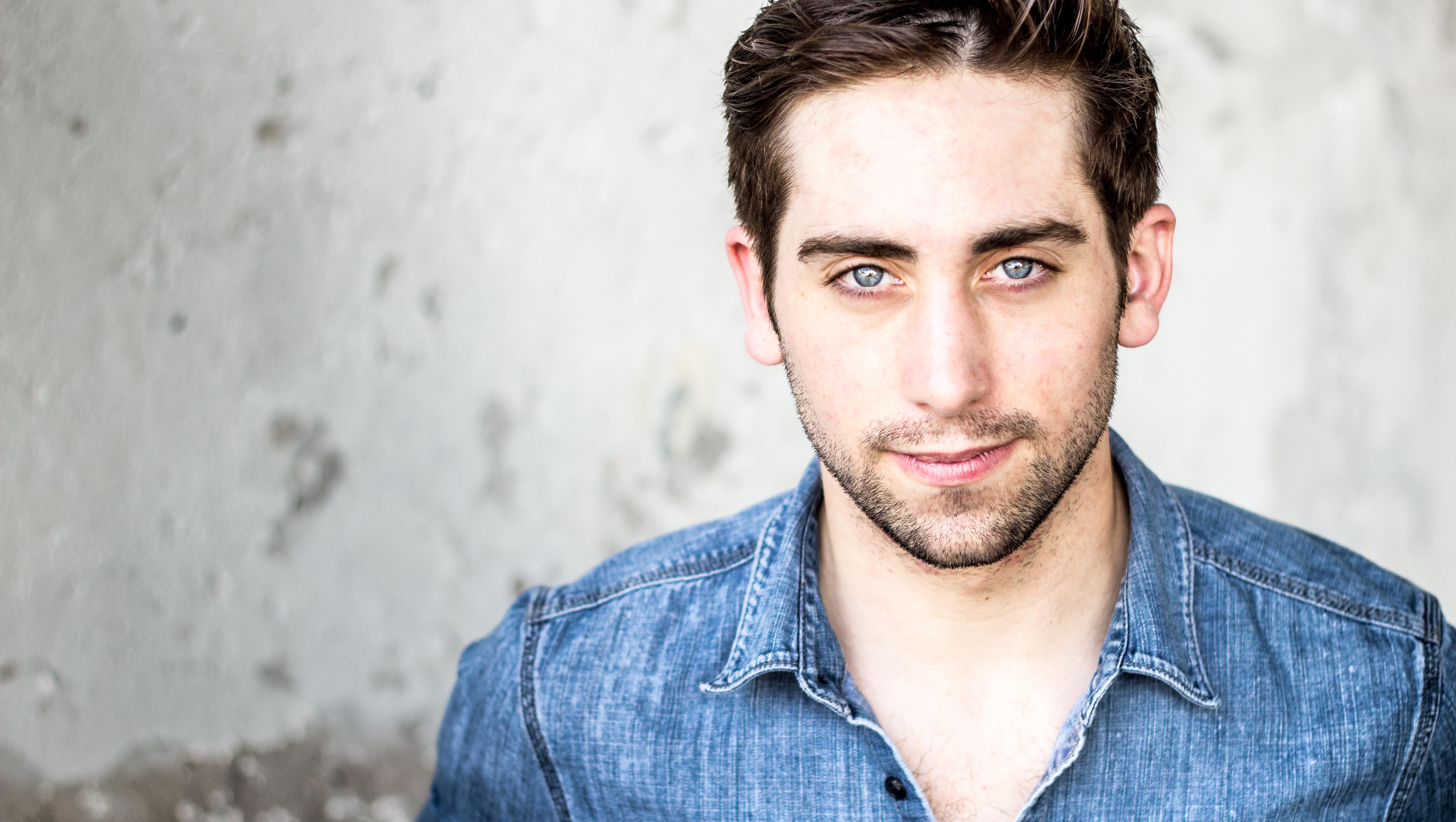 actor Carl Zurhorst large photo