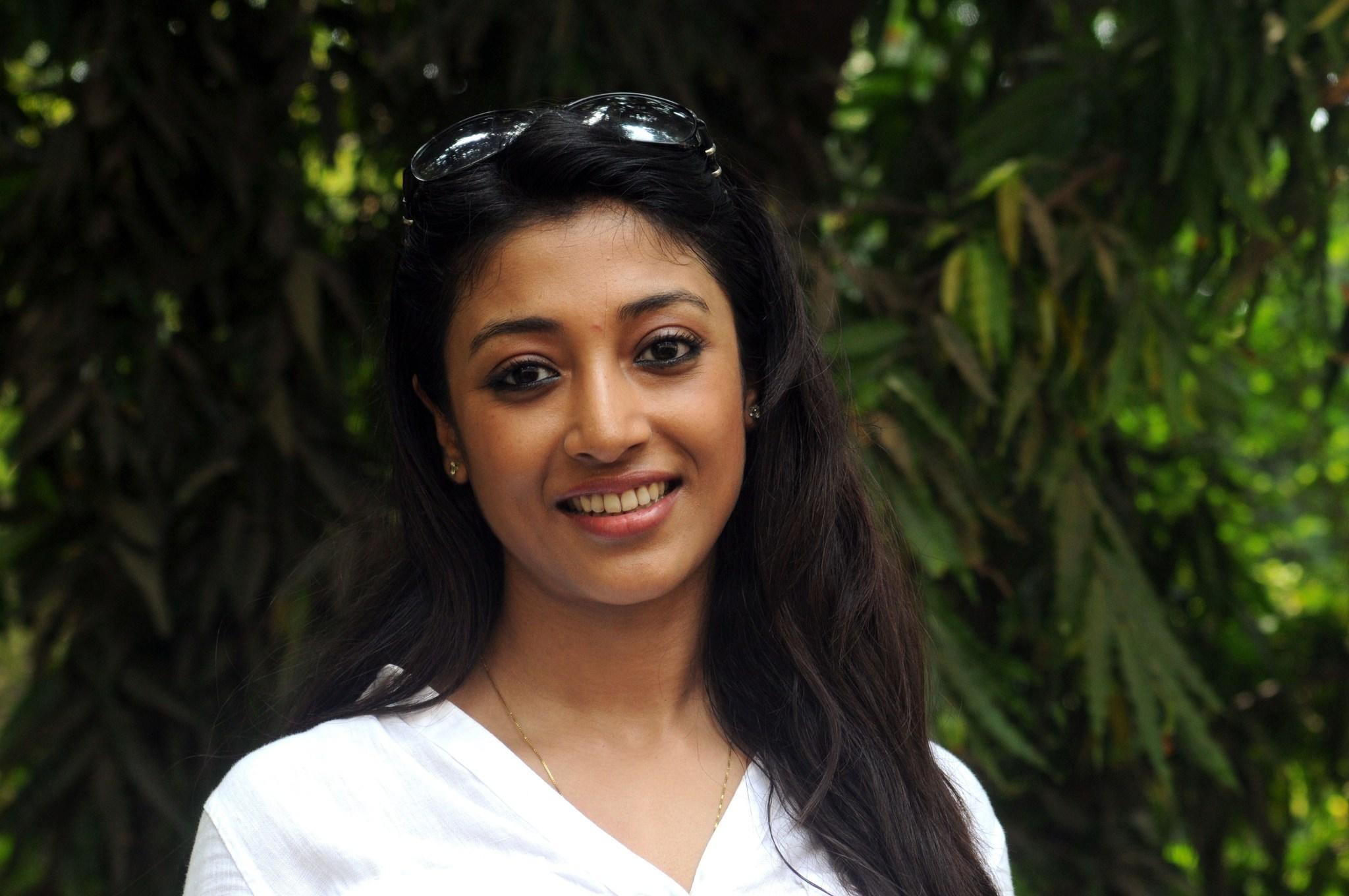 actor Paoli Dam large photo
