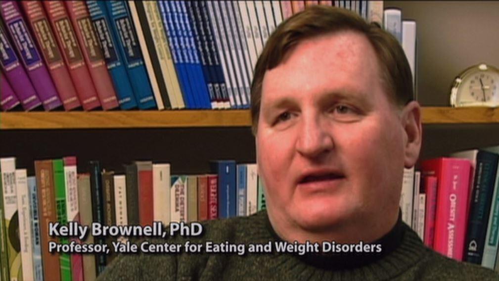 actor Kelly Brownell large photo