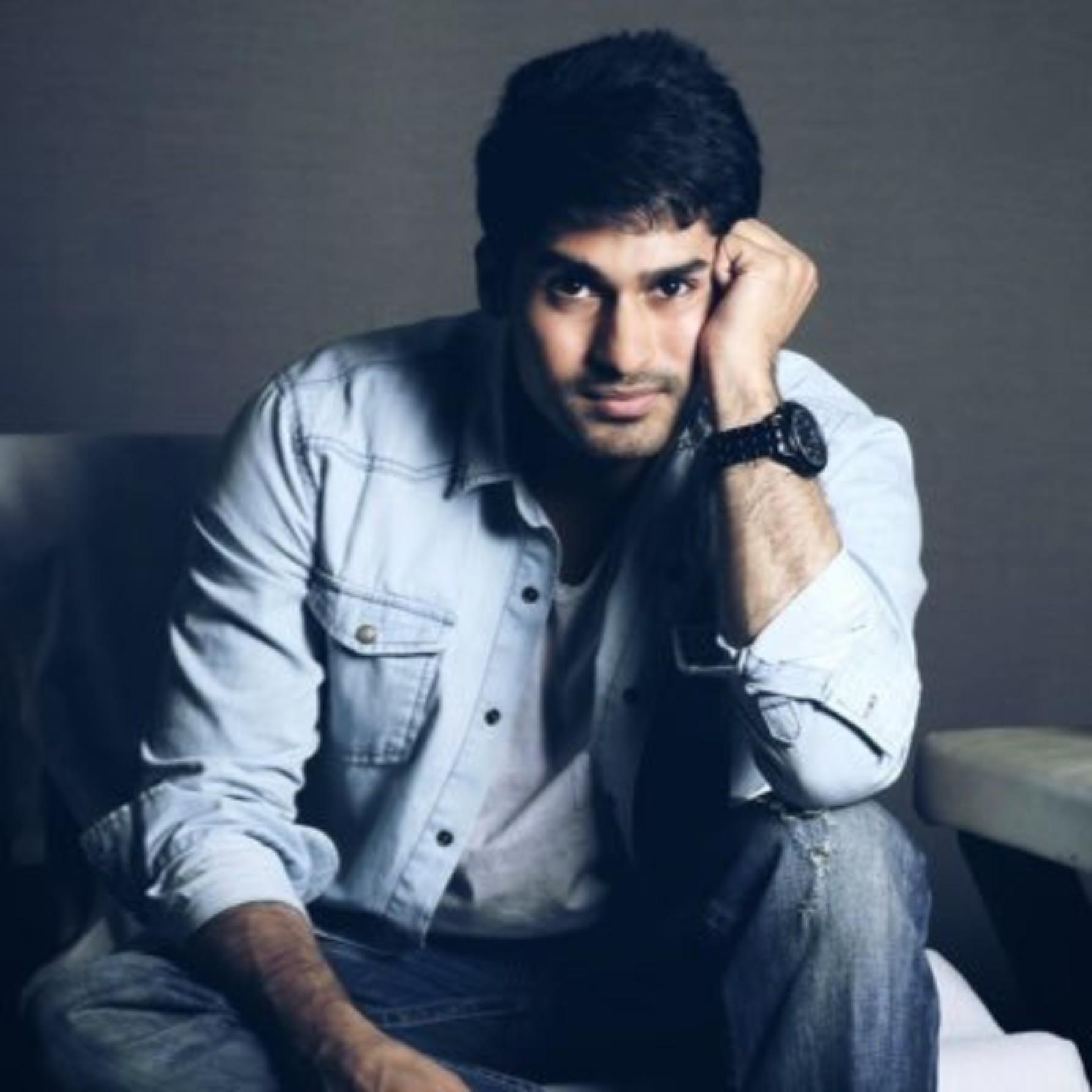 actor Abhijeeth Poondla large photo