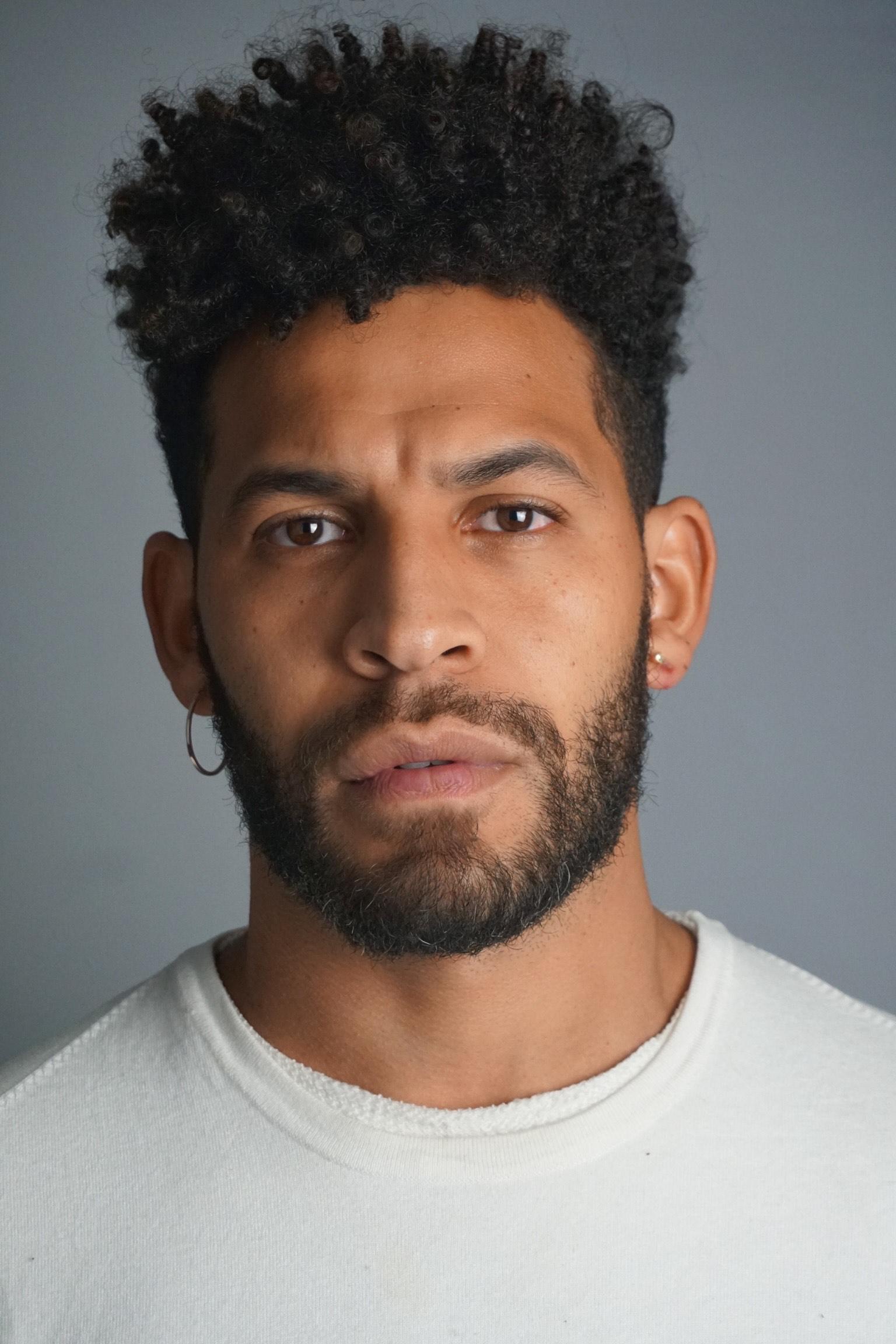 actor Drayson Menezzes large photo