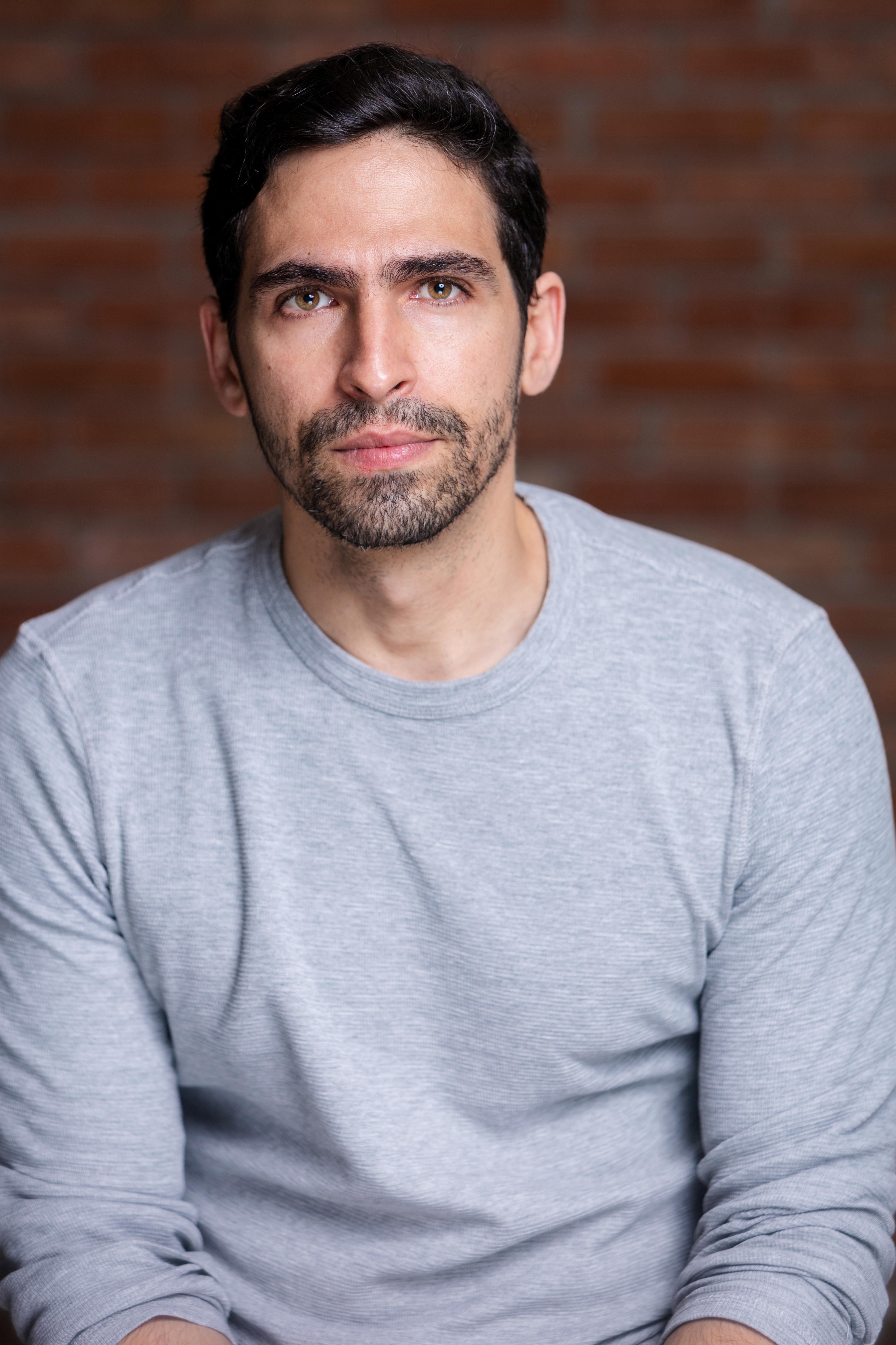 actor Christian Alvarez large photo