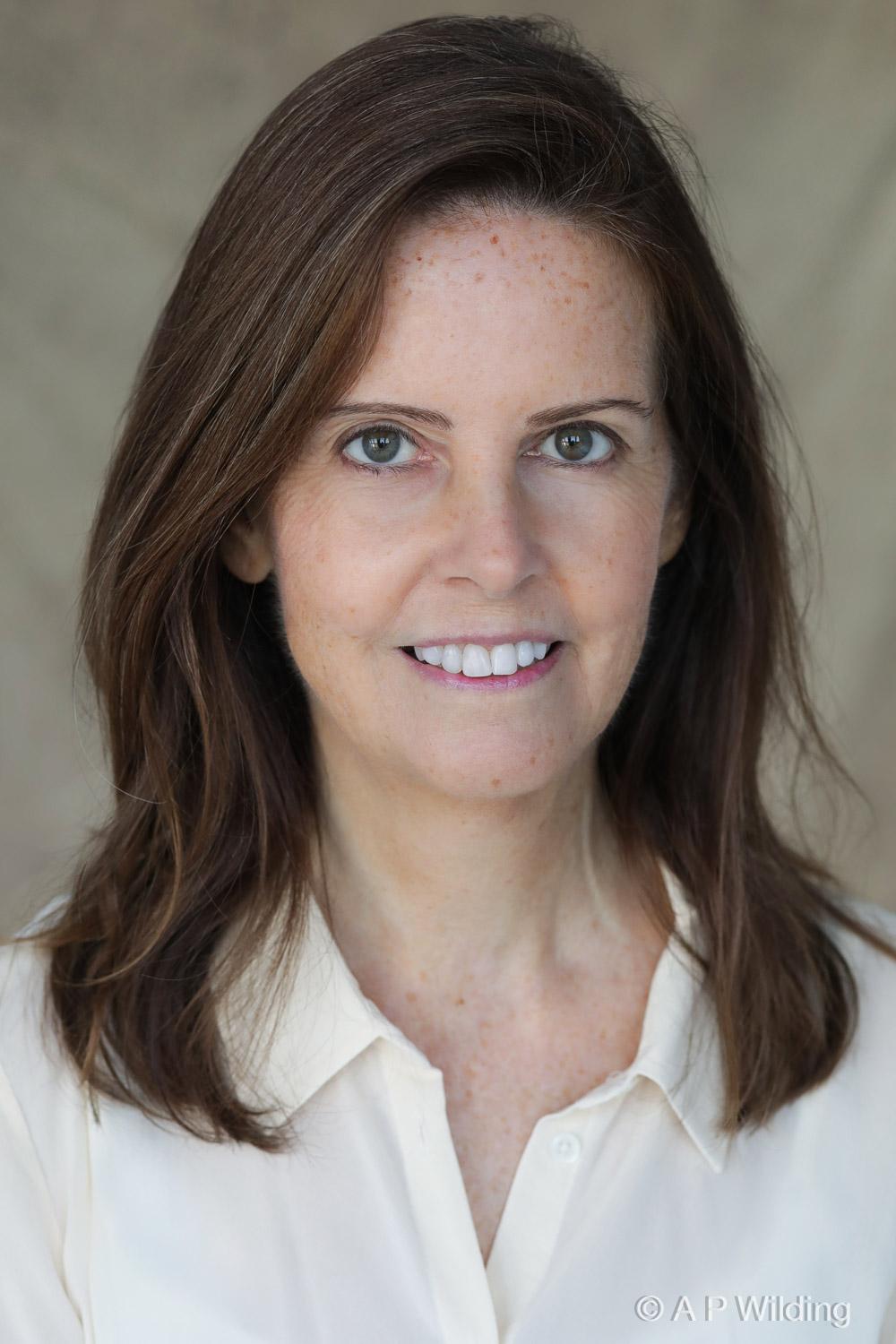 actor Lucy Beresford large photo