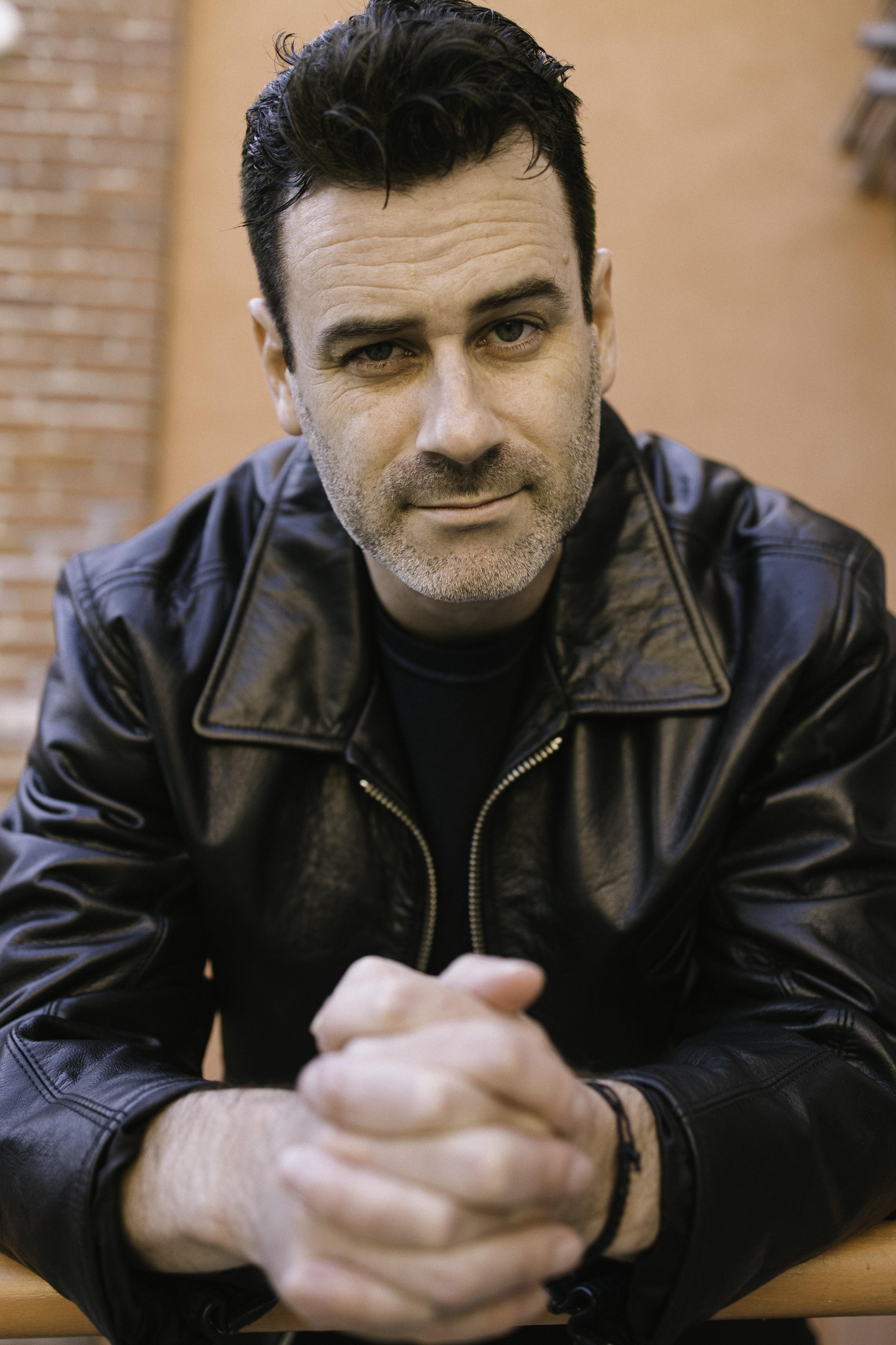 actor Ronan Barbour large photo