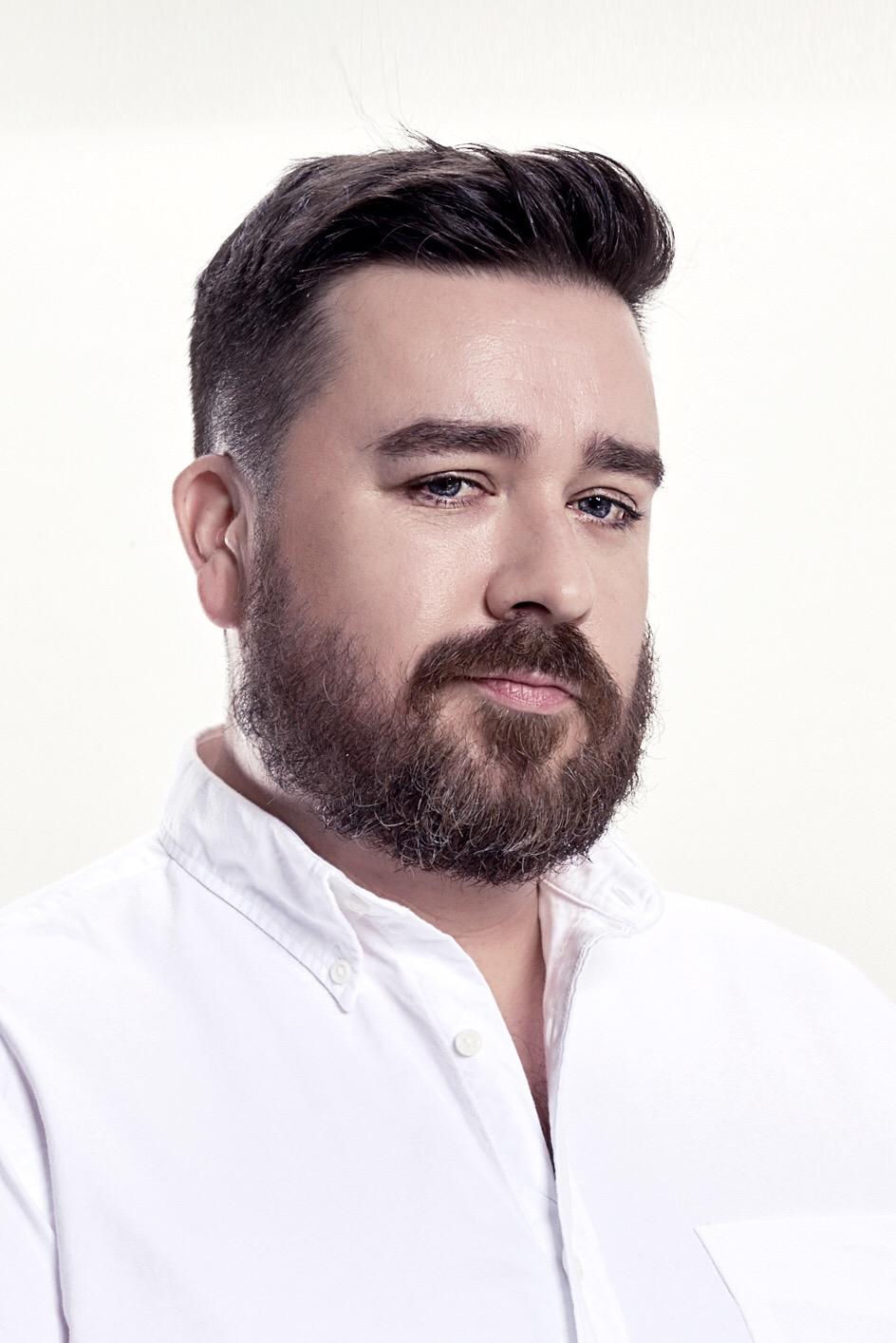 actor Sam Hammington large photo