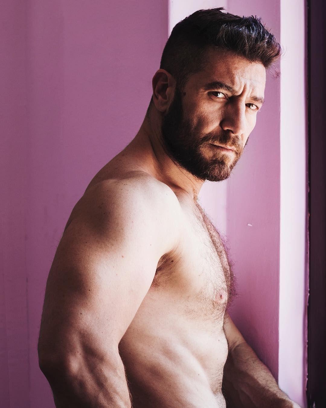 actor Raúl Tejón large photo